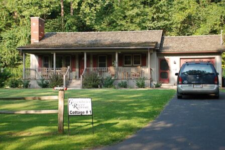 Vacation Homes to Rent White Sulphur Springs W